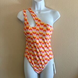 SEAFOLLY Modern Take
One-Shoulder Keyhole Cutout One-Piece Swimsuit Size 6